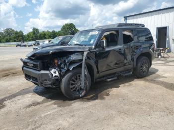  Salvage Toyota Land Cruis