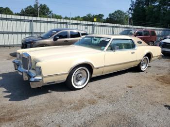  Salvage Lincoln Continental