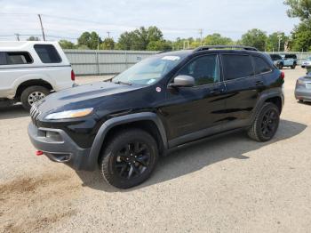  Salvage Jeep Cherokee