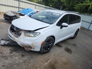  Salvage Chrysler Pacifica