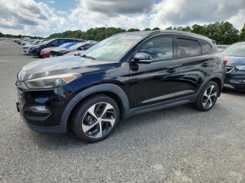  Salvage Hyundai TUCSON