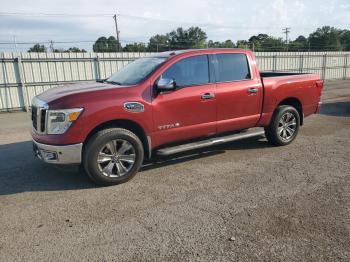  Salvage Nissan Titan