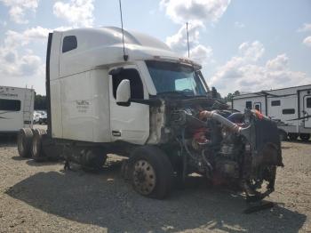  Salvage Peterbilt 579