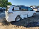 Toyota Sienna Sport Image 2