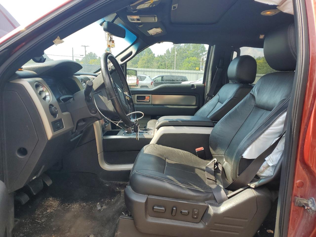 Ford F-150 Supercrew Image 11