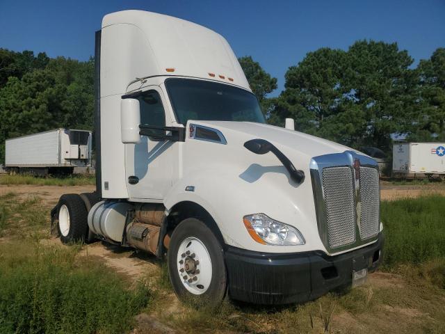  Salvage Kenworth T680