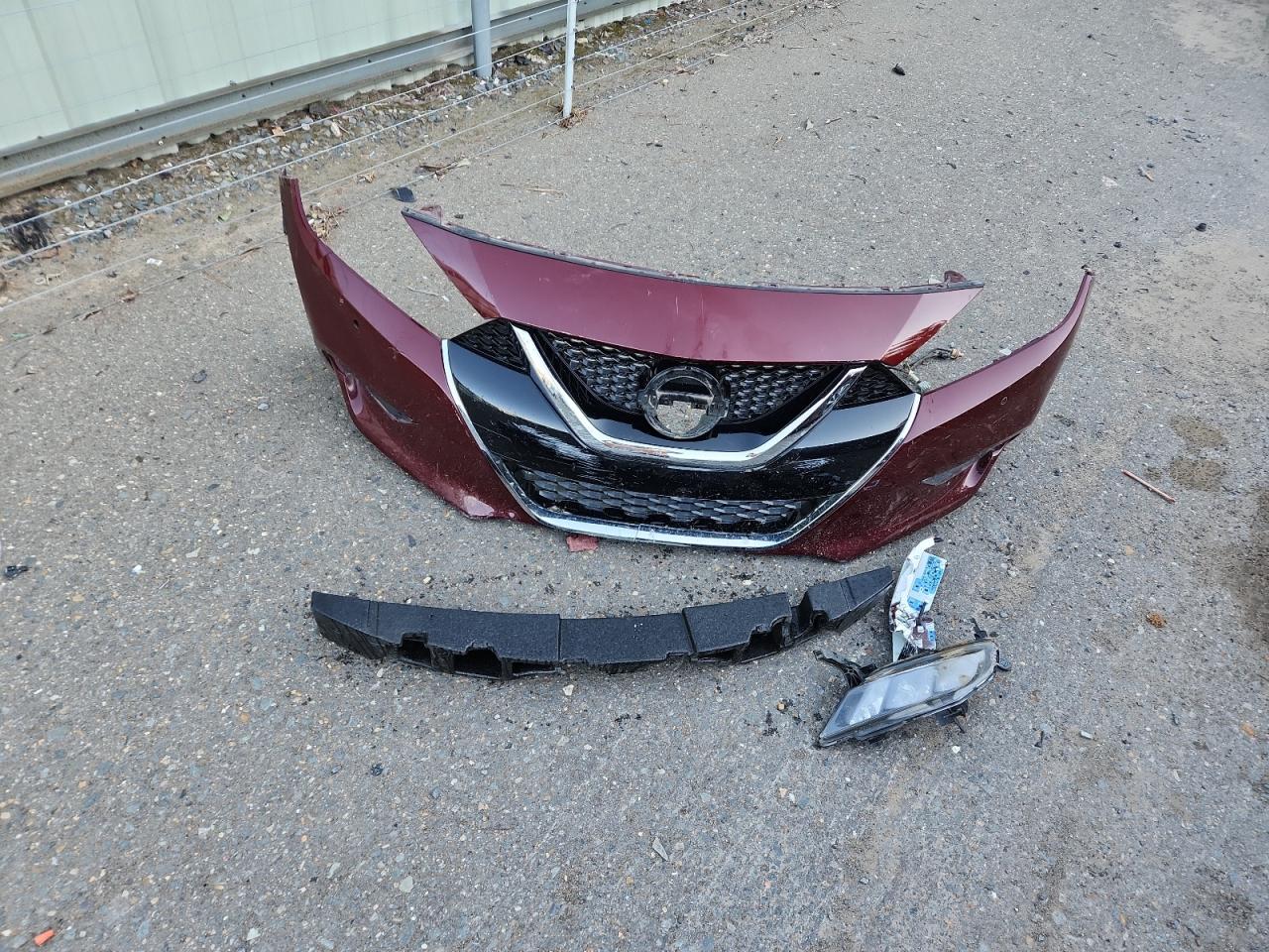 Nissan Maxima 3.5s Image 8