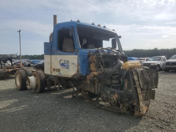  Salvage Volvo Vnm