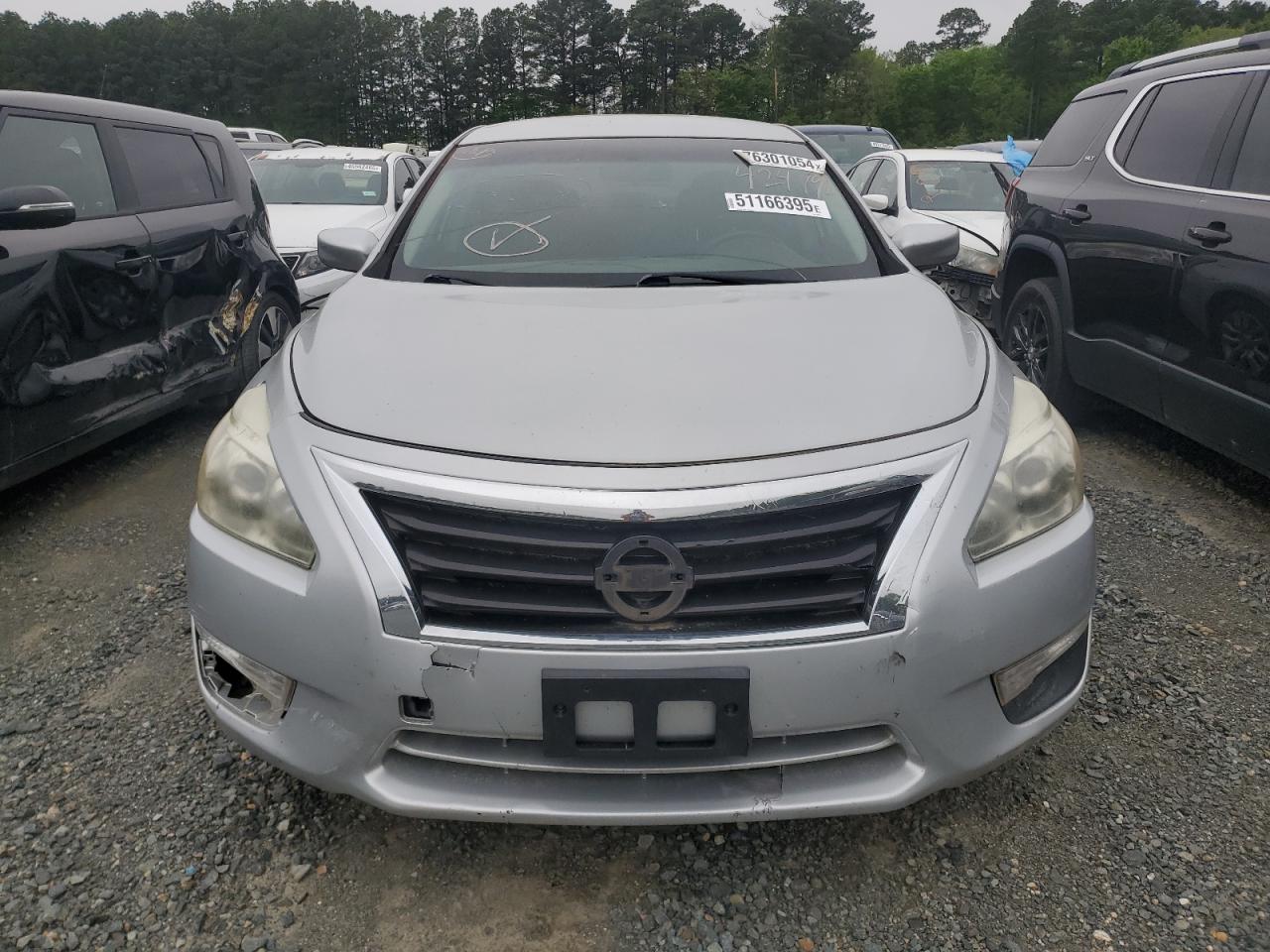 Nissan Altima 2.5 Image 13