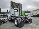 Peterbilt 579 Image 6