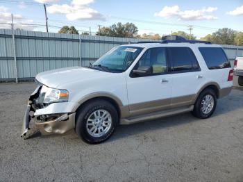  Salvage Ford Expedition