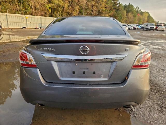 Nissan Altima 2.5 Image 10