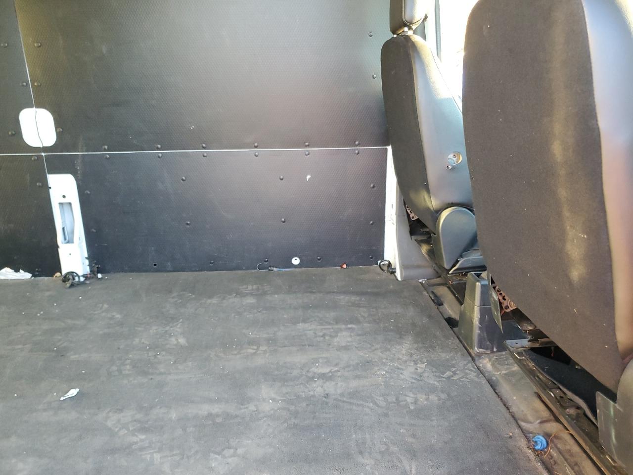 Ford Transit T-250 Image 13