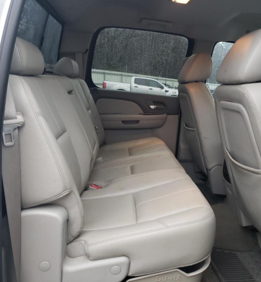 GMC Sierra K2500 Slt Image 3