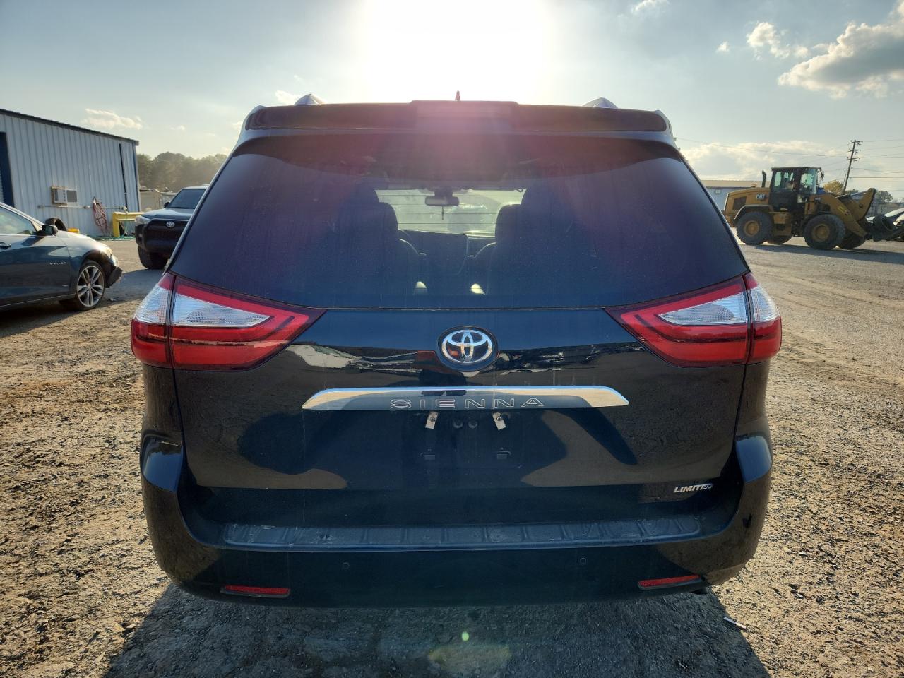 Toyota Sienna Xle Image 7