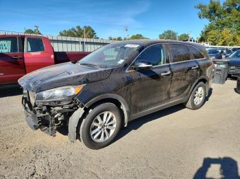  Salvage Kia Sorento
