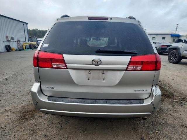 Toyota Sienna Xle Image 9