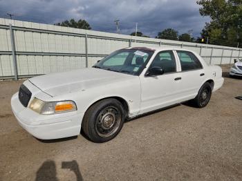  Salvage Ford Crown Vic