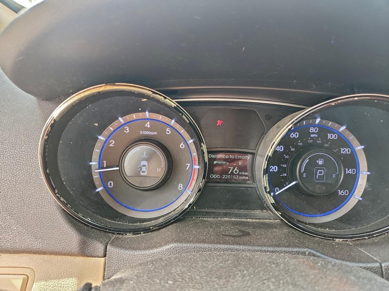 Hyundai SONATA Gls Image 8