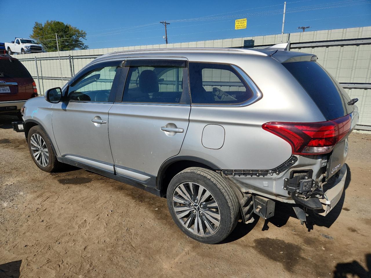 Mitsubishi Outlander Se Image 4