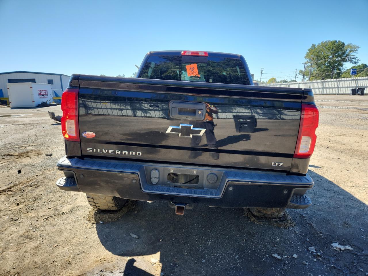 Chevrolet Silverado K1500 Ltz Image 4