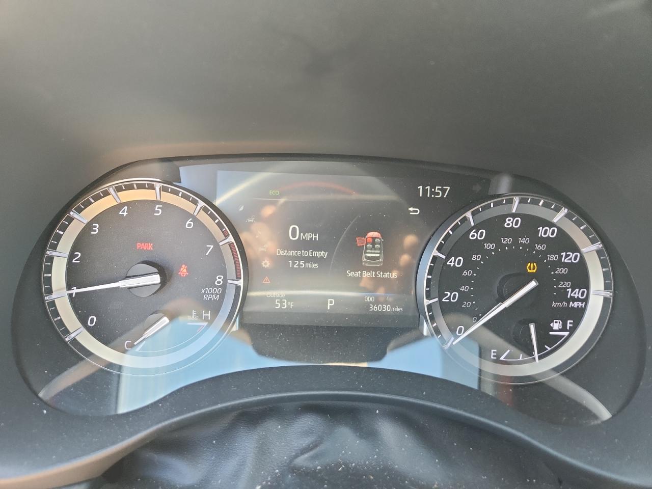 Toyota Highlander Xse Image 8