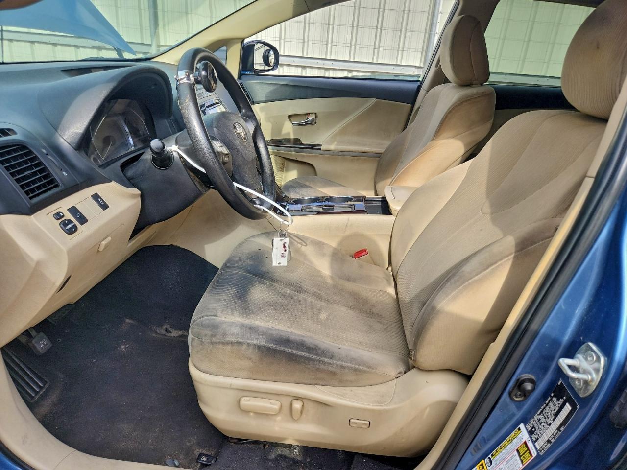 Toyota Venza Image 10