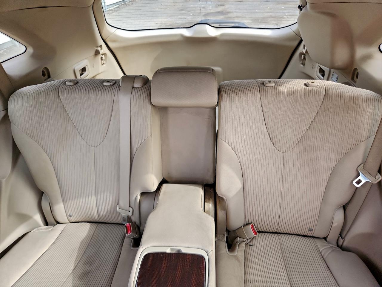 Toyota Venza Image 5