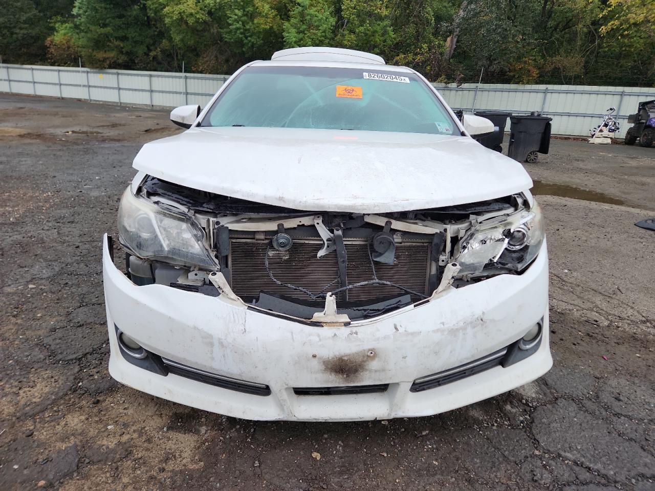 Toyota Camry L Image 3