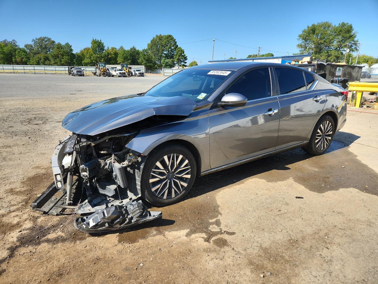 Nissan Altima Sv Image 1