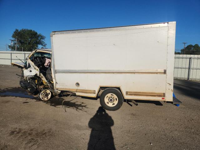 GMC Savana Cutaway G3500 Image 10