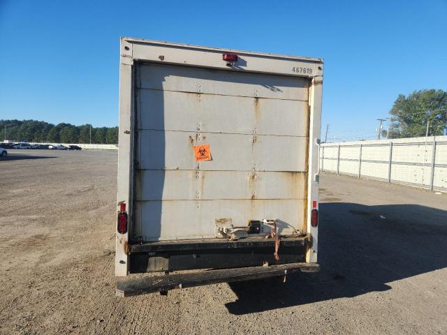 GMC Savana Cutaway G3500 Image 5