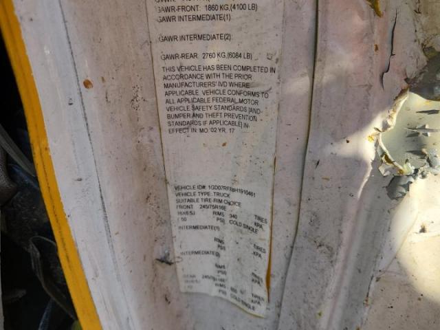 GMC Savana Cutaway G3500 Image 11