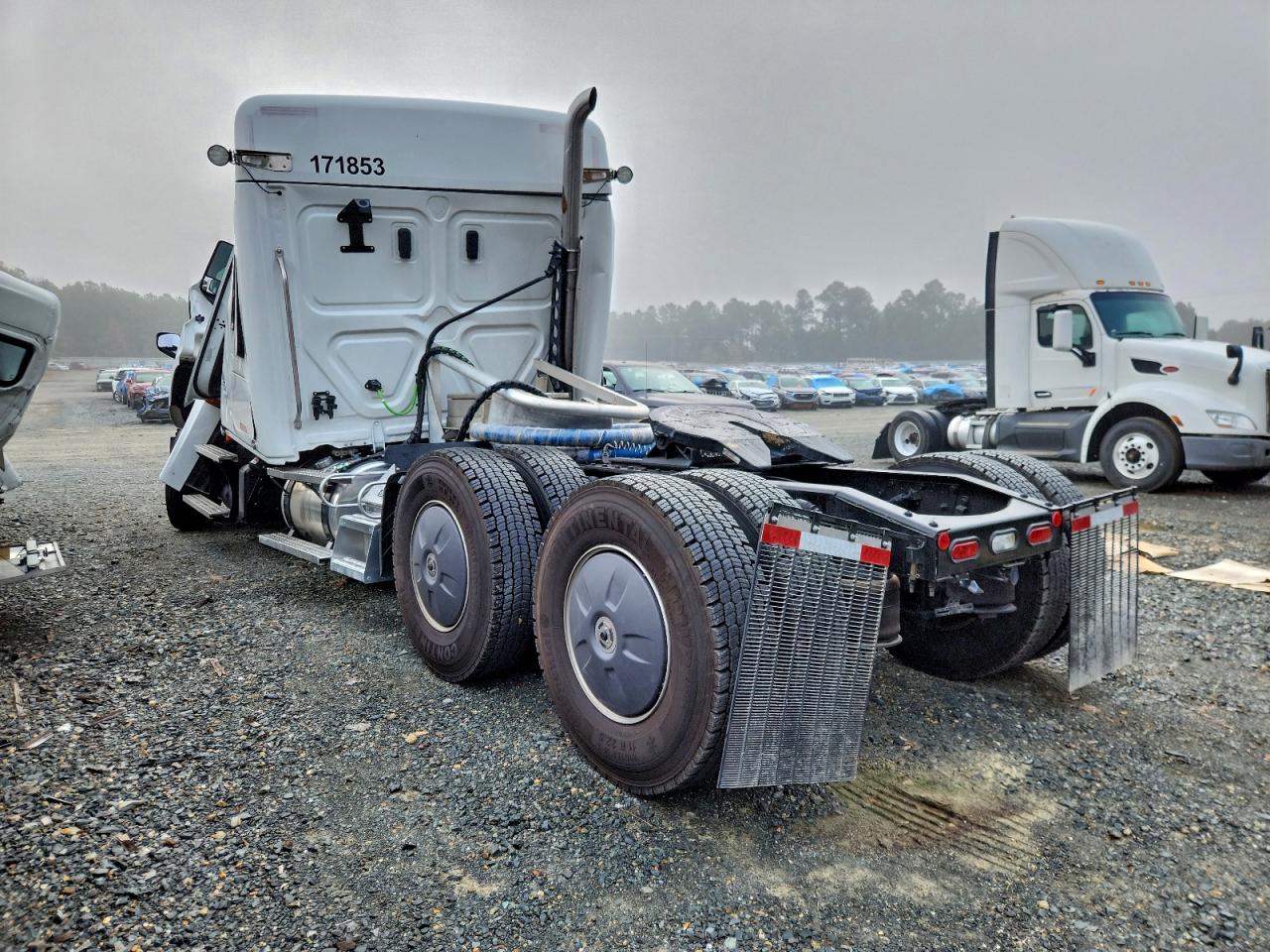 Freightliner Cascadia 1 Image 8
