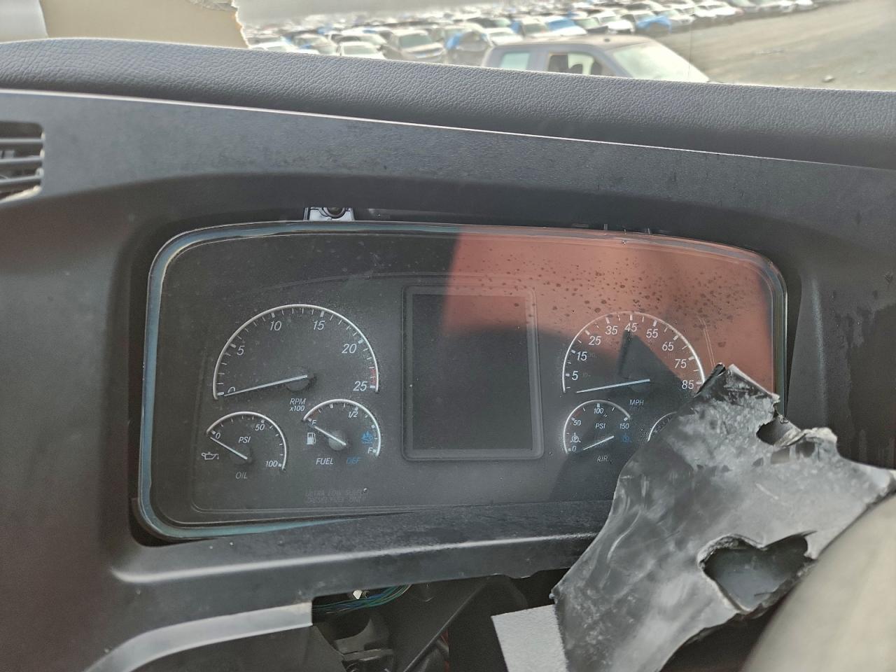 Freightliner Cascadia 1 Image 5