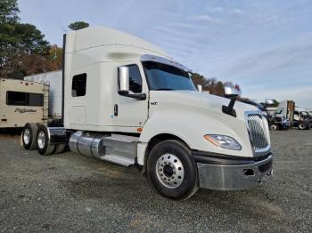  Salvage International Lt625