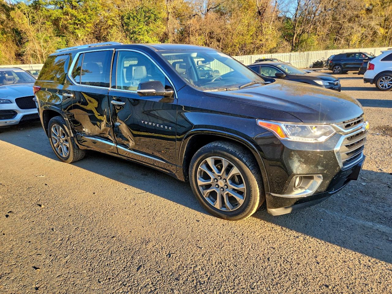 Chevrolet Traverse Premier Image 10