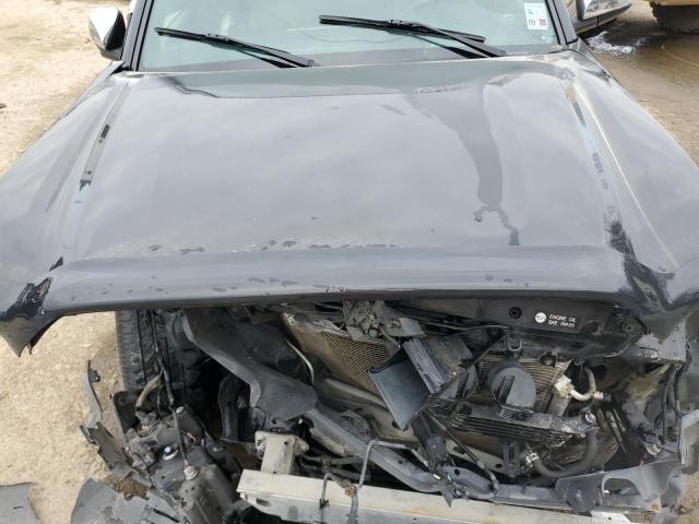 Toyota Tacoma Double Cab Image 13