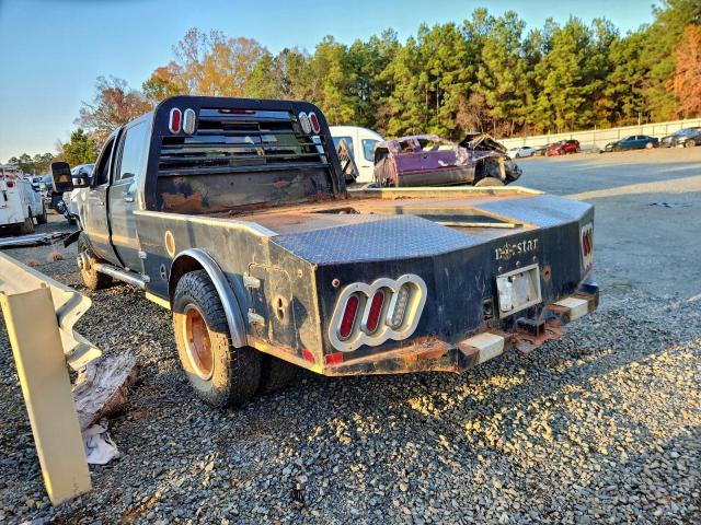 Chevrolet Silverado K3500 Image 12