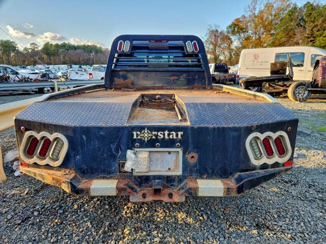 Chevrolet Silverado K3500 Image 5