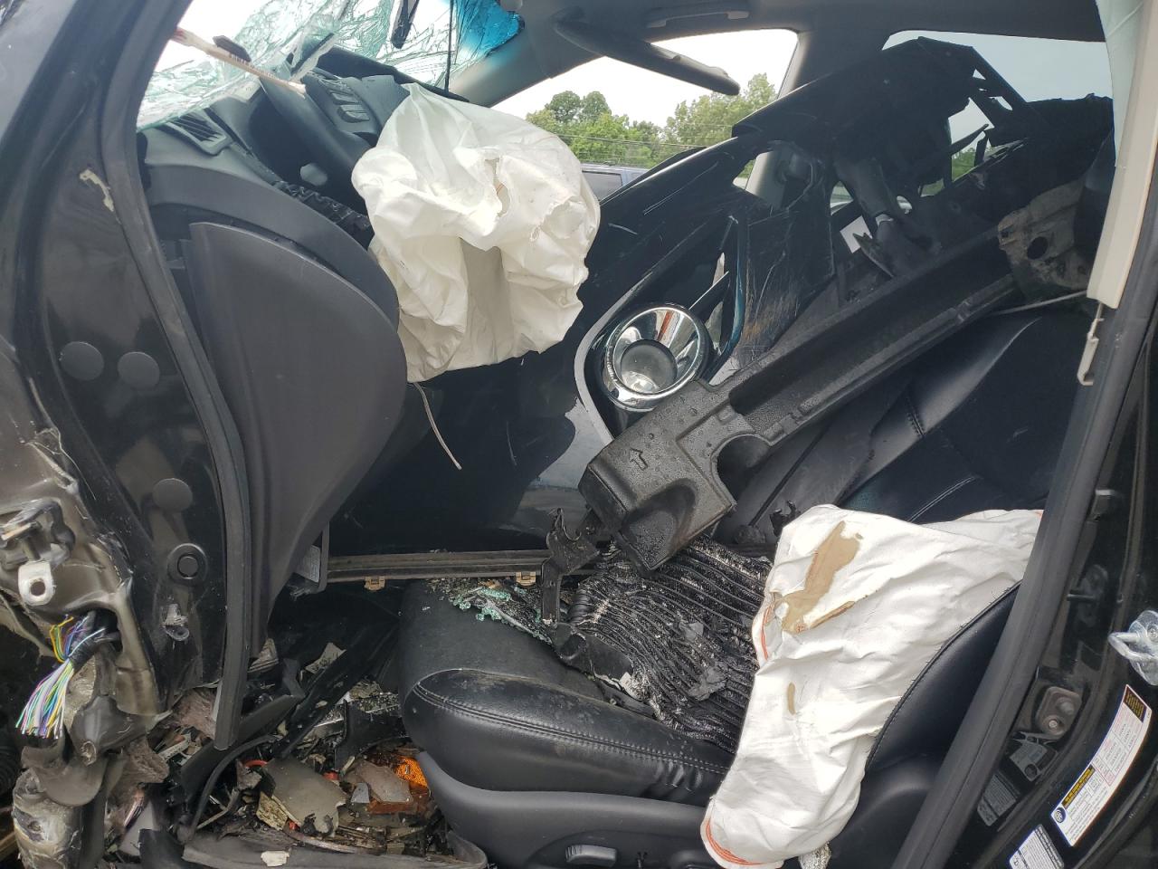 Nissan Pathfinder S Image 6