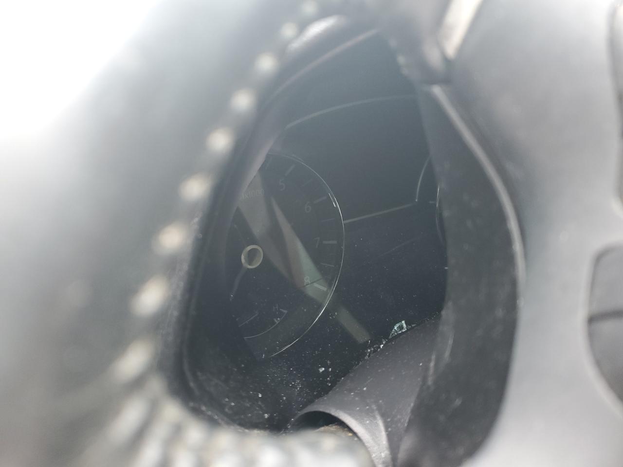 Nissan Pathfinder S Image 9