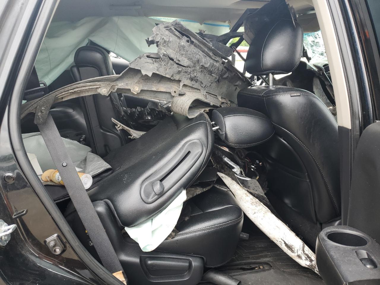 Nissan Pathfinder S Image 13