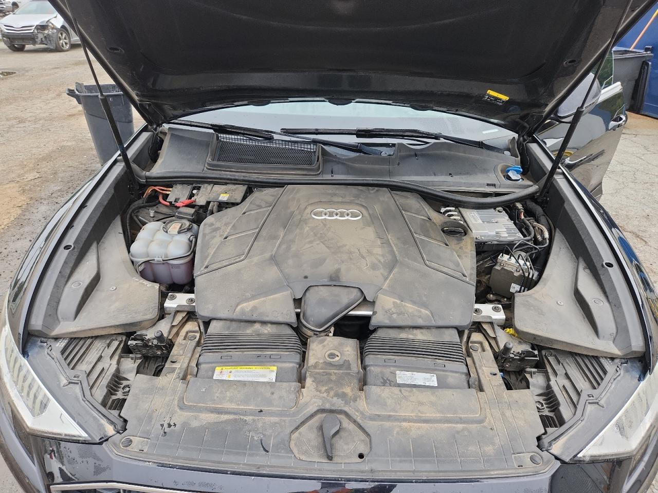 Audi Q8 Prestige Image 12