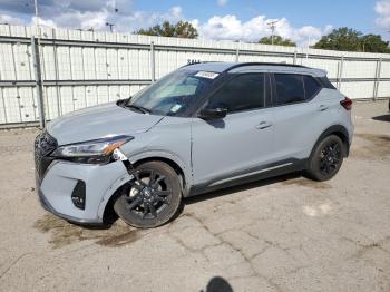  Salvage Nissan Kicks