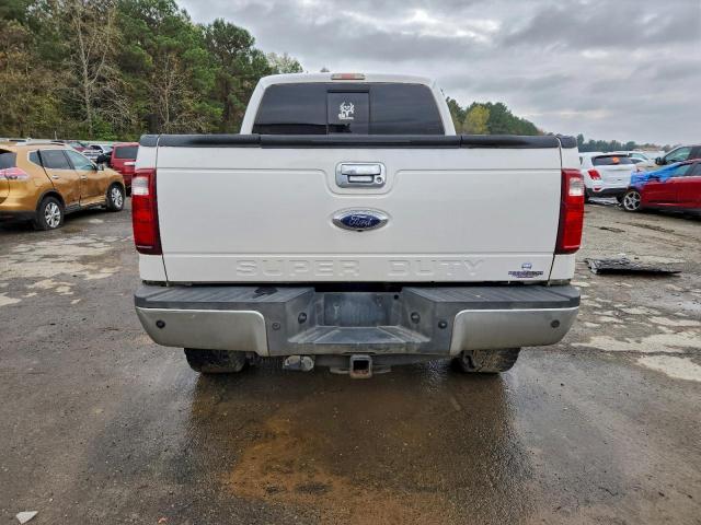 Ford F-250 Super Duty Image 6