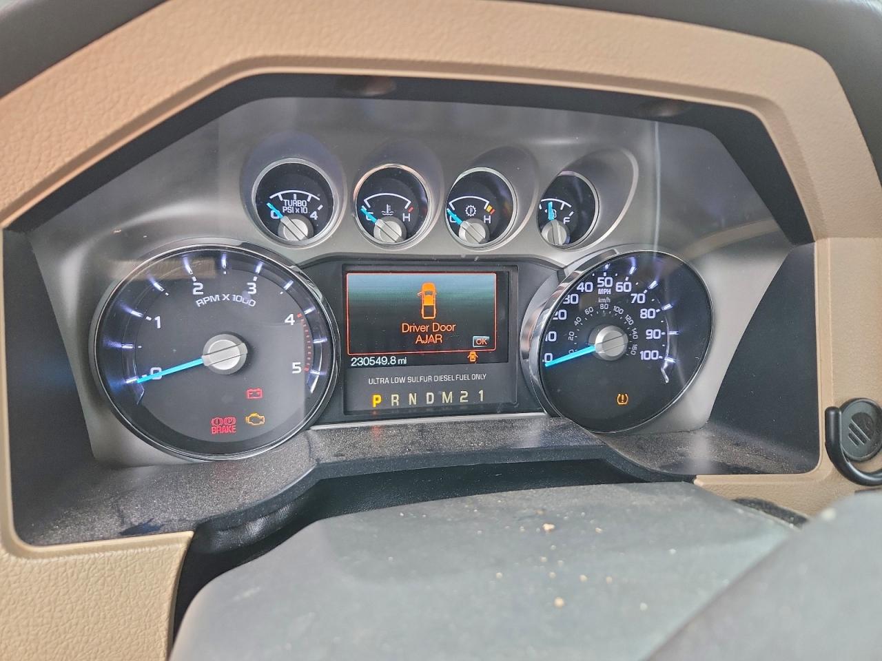 Ford F-250 Super Duty Image 11