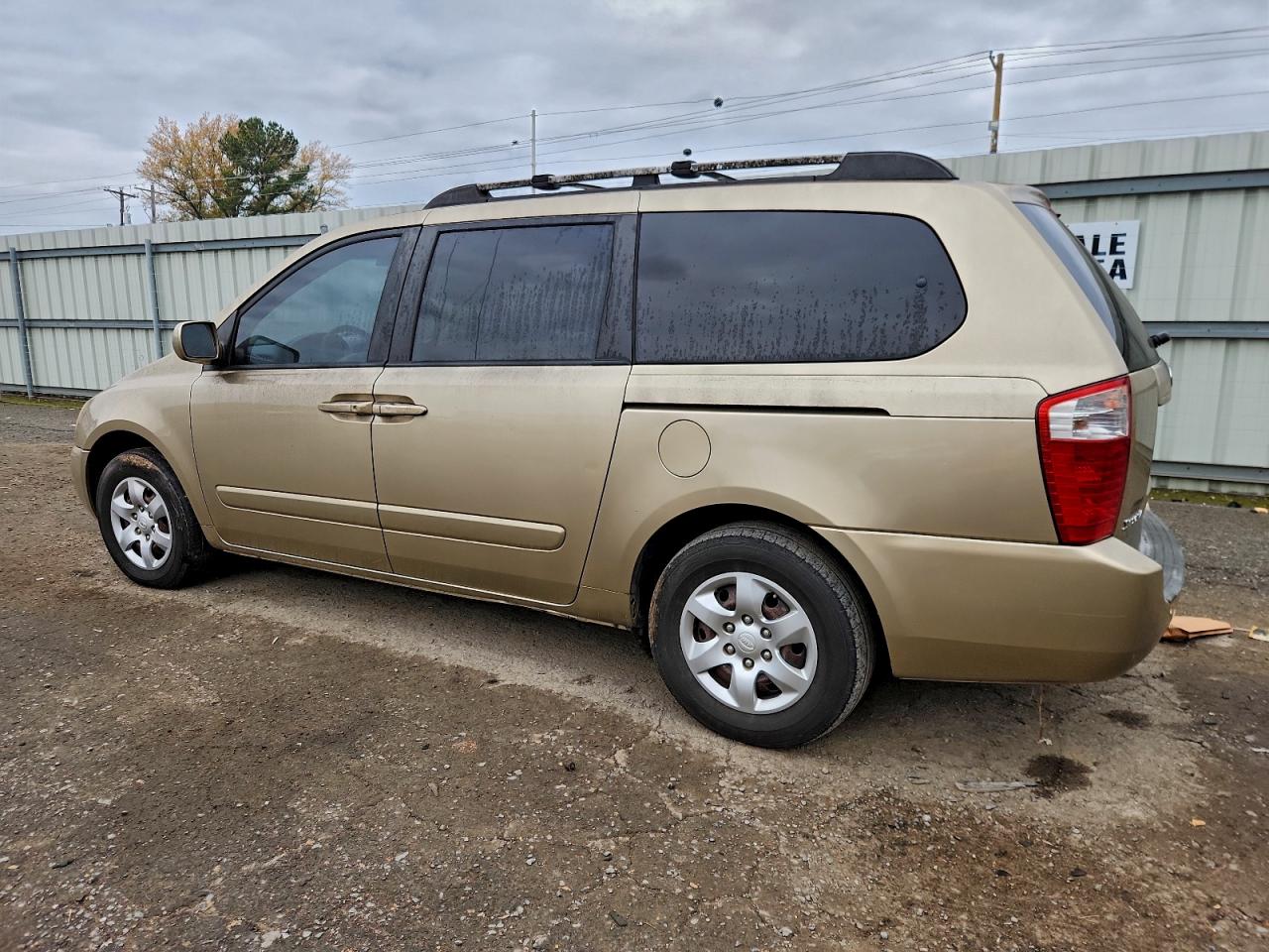 Kia Sedona Ex Image 2