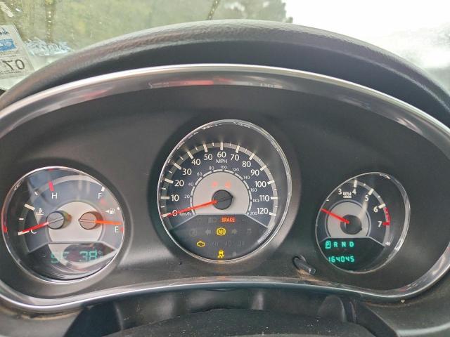 Chrysler 200 Limited Image 6