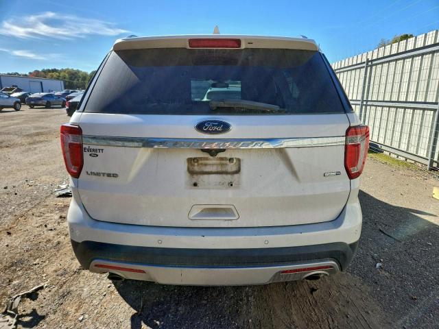 Ford Explorer Limited Image 10